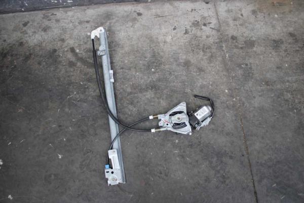 LEVE VITRE CITROEN JUMPY 1995-2006/ PEUGEOT 806 1994-2002 - Vue 1